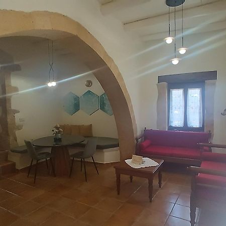 Aretaki Villas Astrátigos 外观 照片