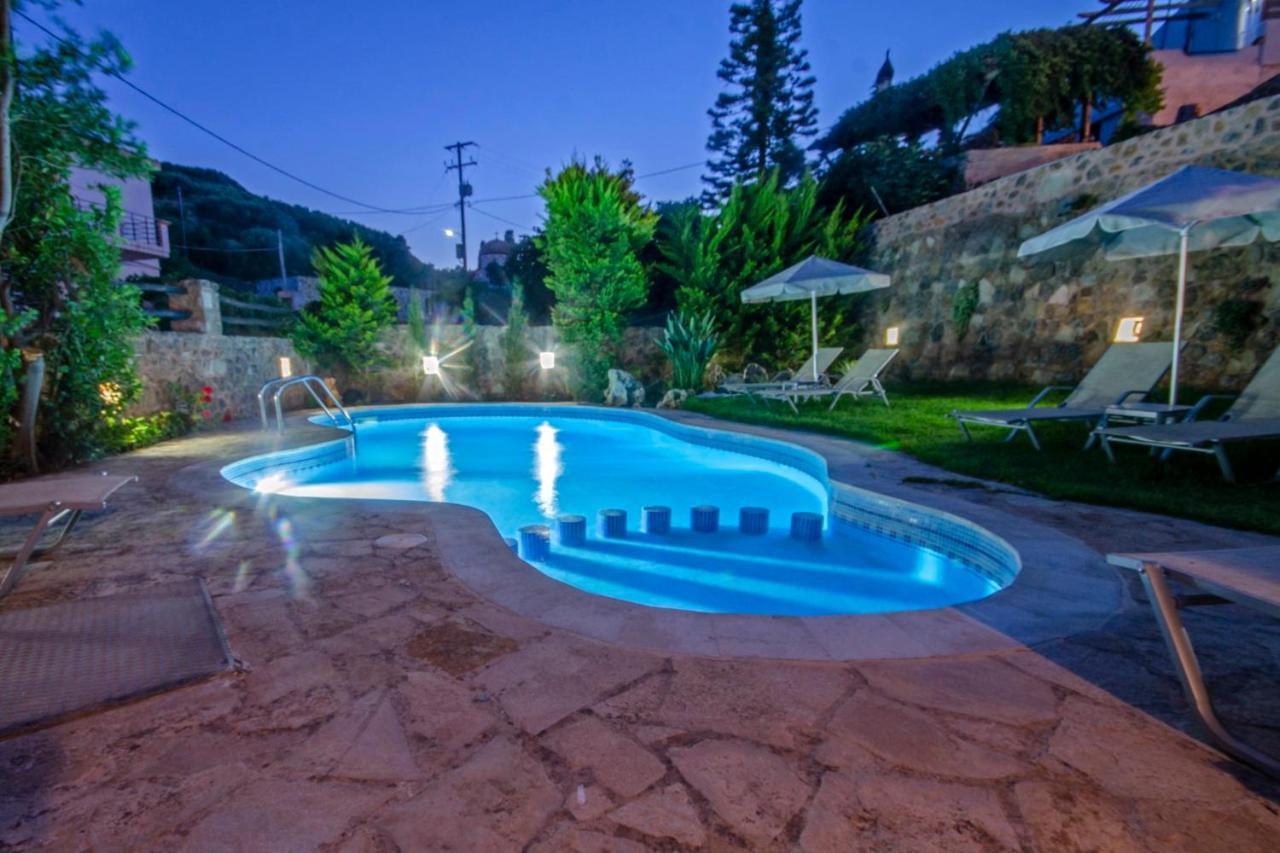 Aretaki Villas Astrátigos 外观 照片