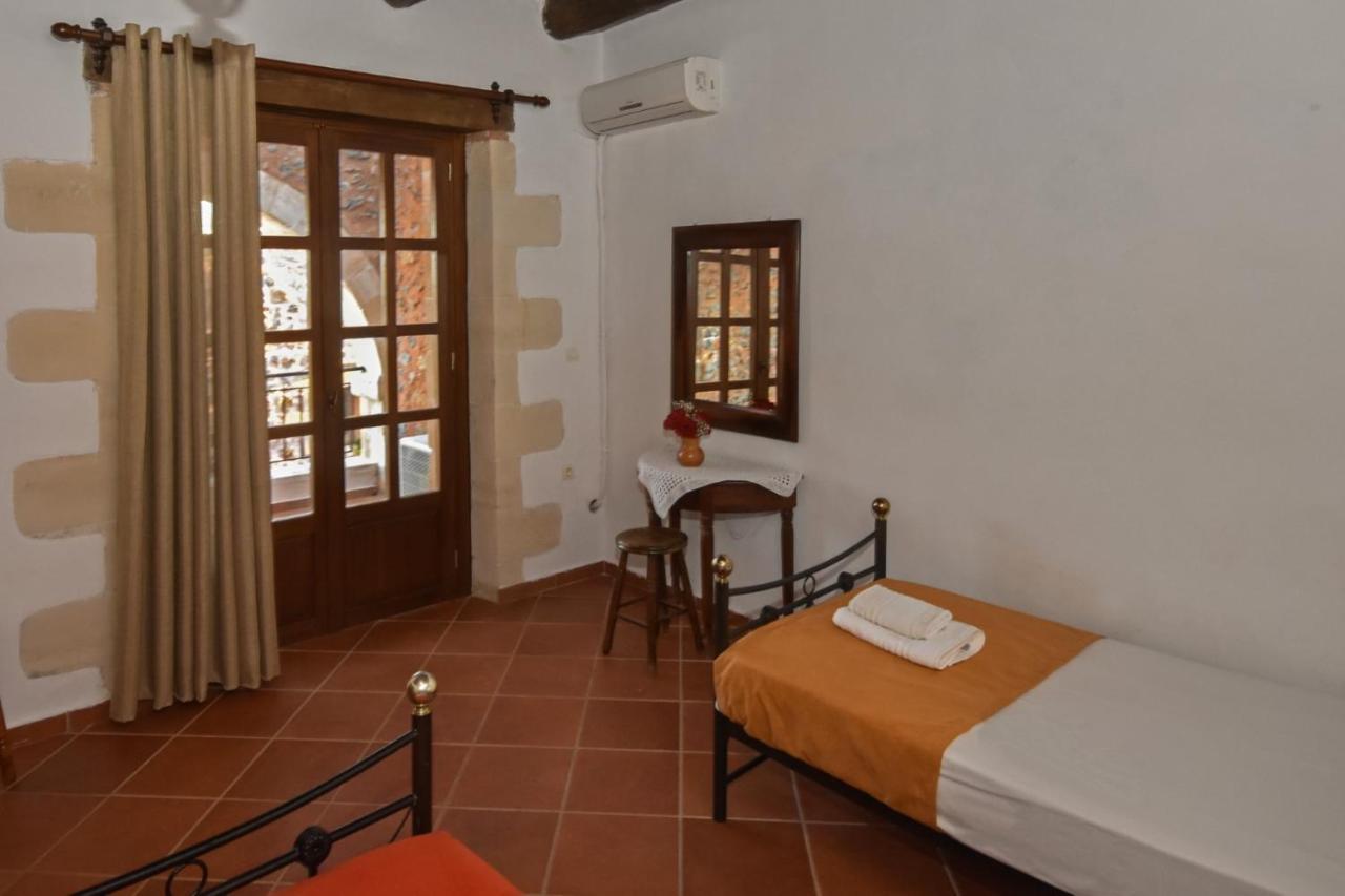 Aretaki Villas Astrátigos 外观 照片