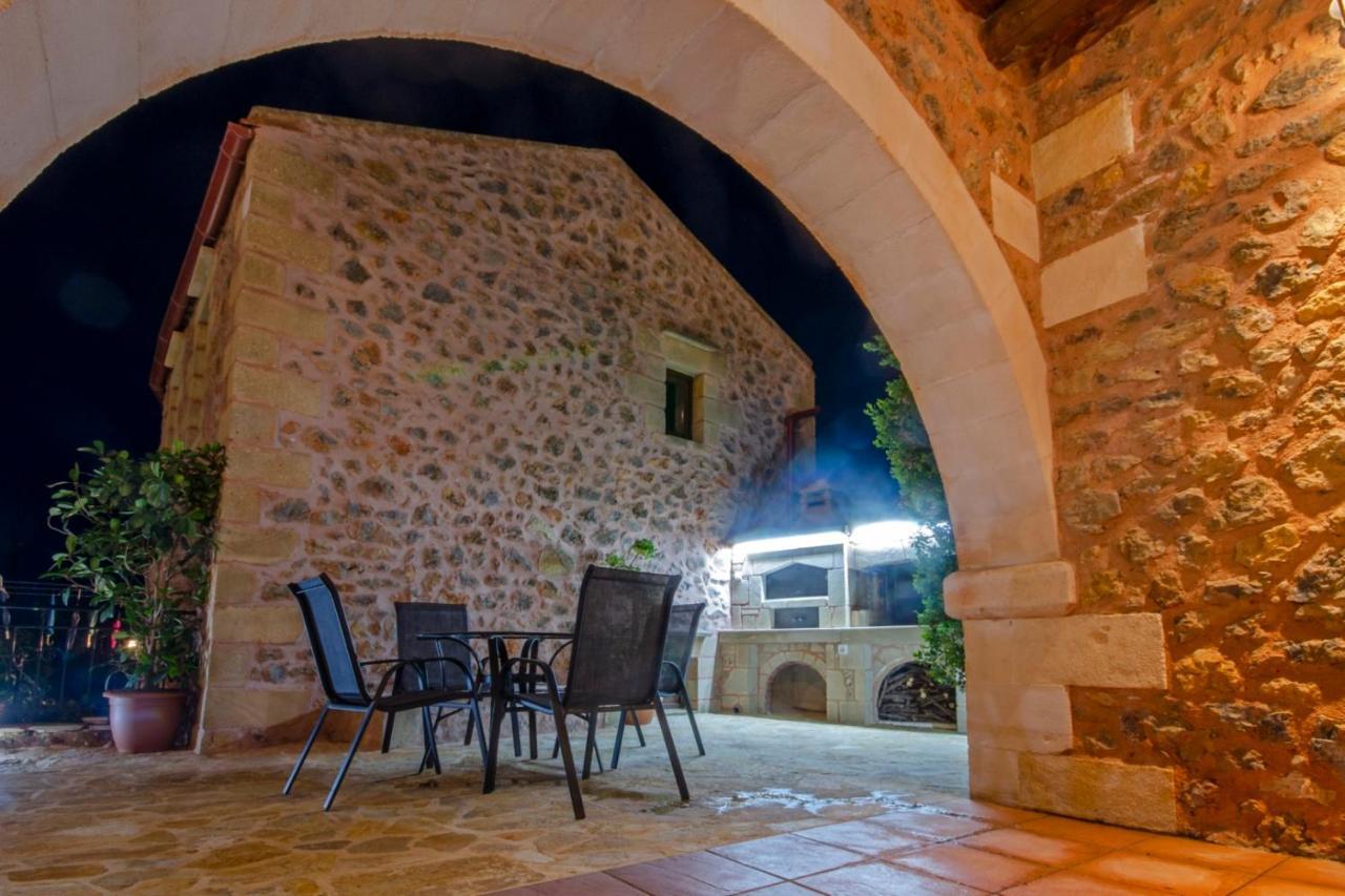 Aretaki Villas Astrátigos 外观 照片