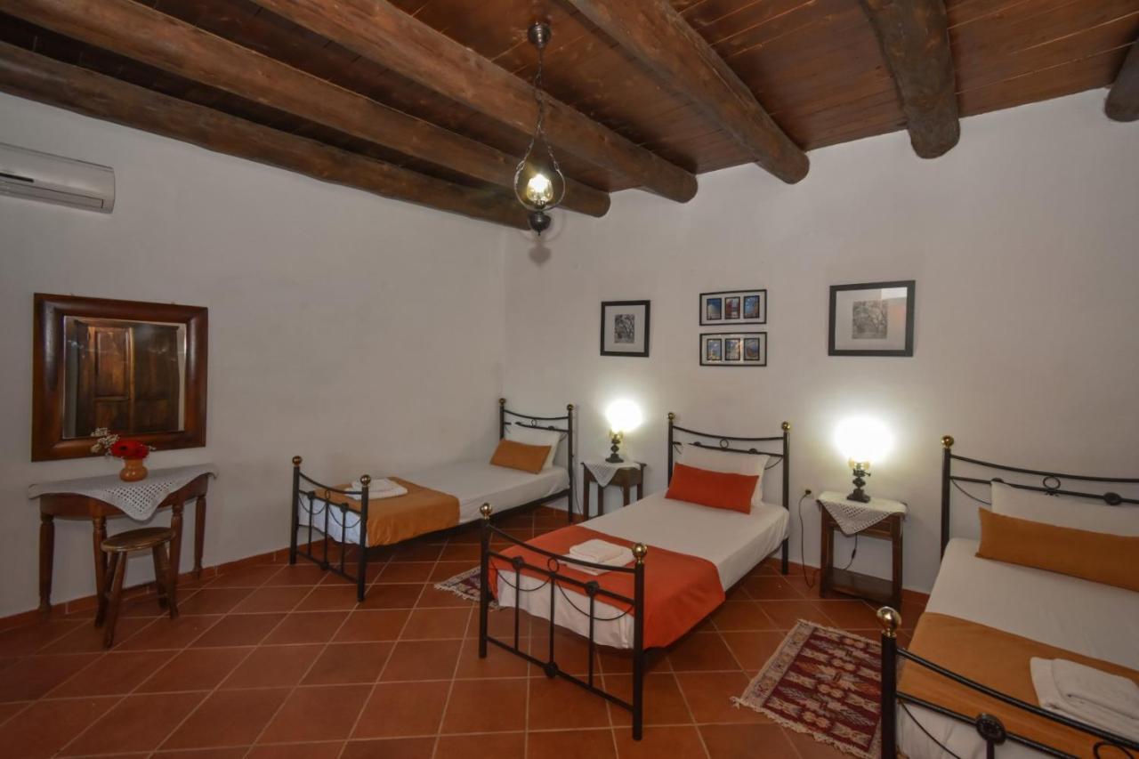 Aretaki Villas Astrátigos 外观 照片